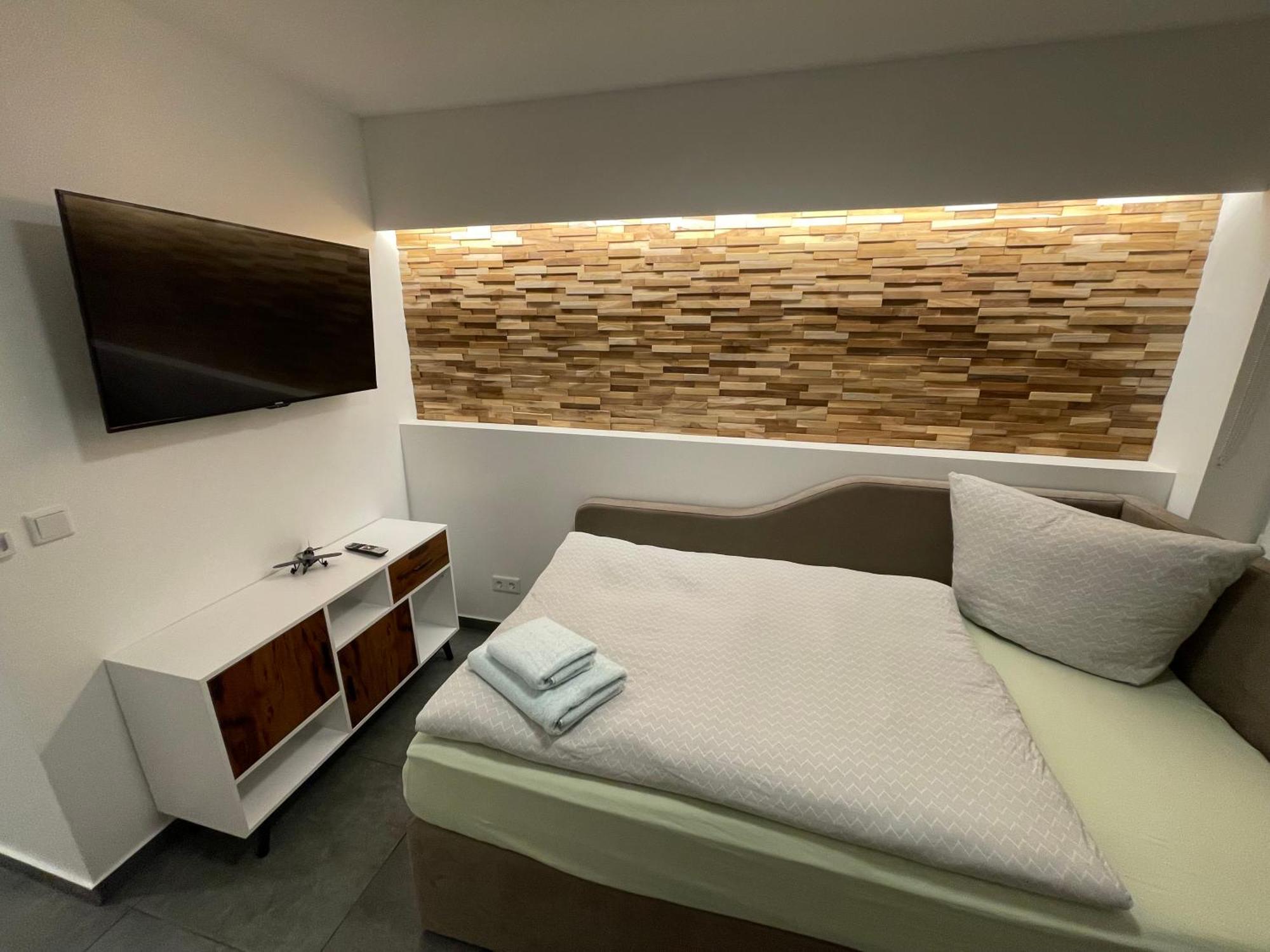 שטראוסברג Aviators Guest House - Premium Room מראה חיצוני תמונה